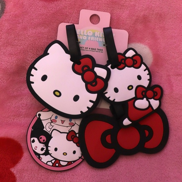 BOGO Hello Kitty Bag Tags - Red and White - Picture 4 of 4